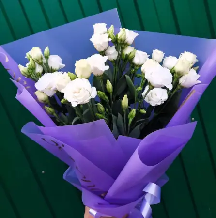 Букет из белых эустом